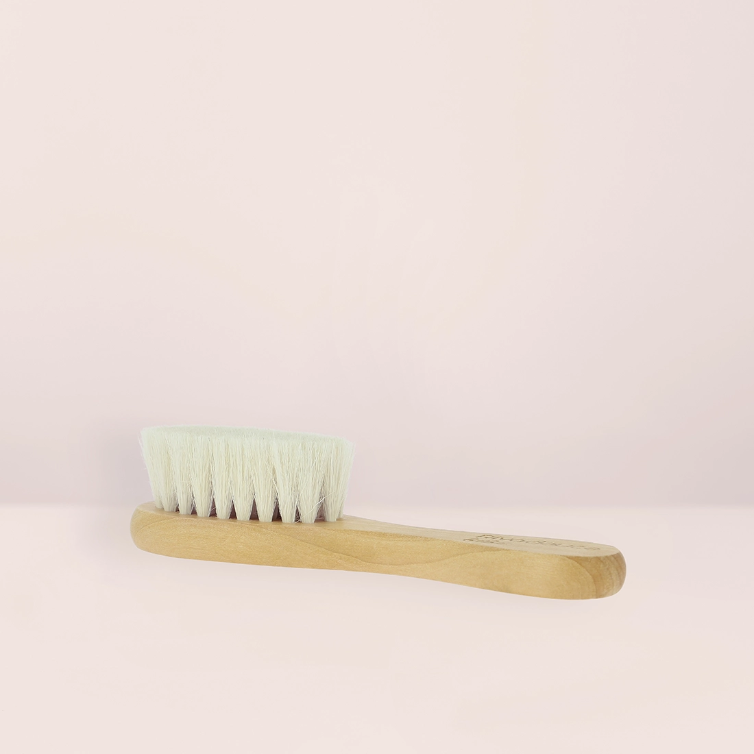 Brosse bébé image number null
